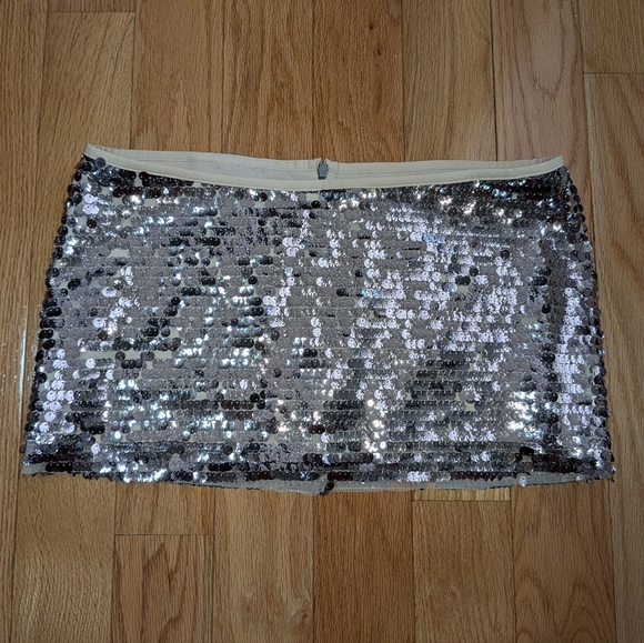 16. NWT SIEDRES DESNI SEQUINED MINI SKIRT - Picture 6 of 9